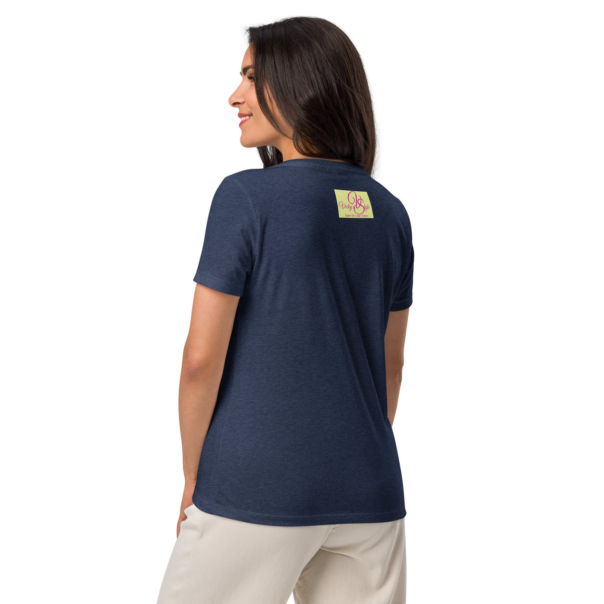 Look V-Neck Tee – product image 5