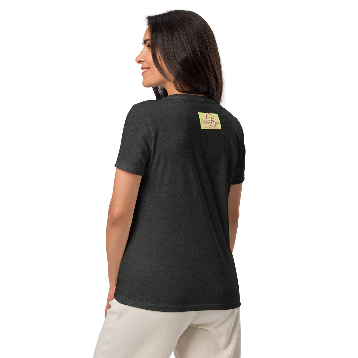Look V-Neck Tee – product image 11
