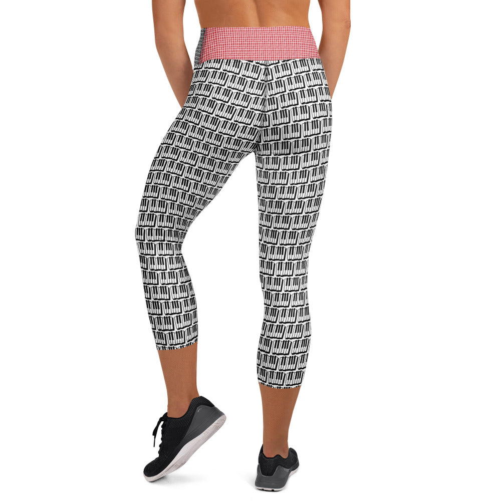 Melody Yoga Capri Leggings – product image 7